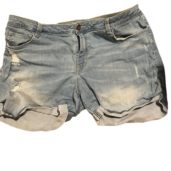 Women’s‎ Arizona Jean Co denim distressed jean shorts size 19 - Picture 1 of 5